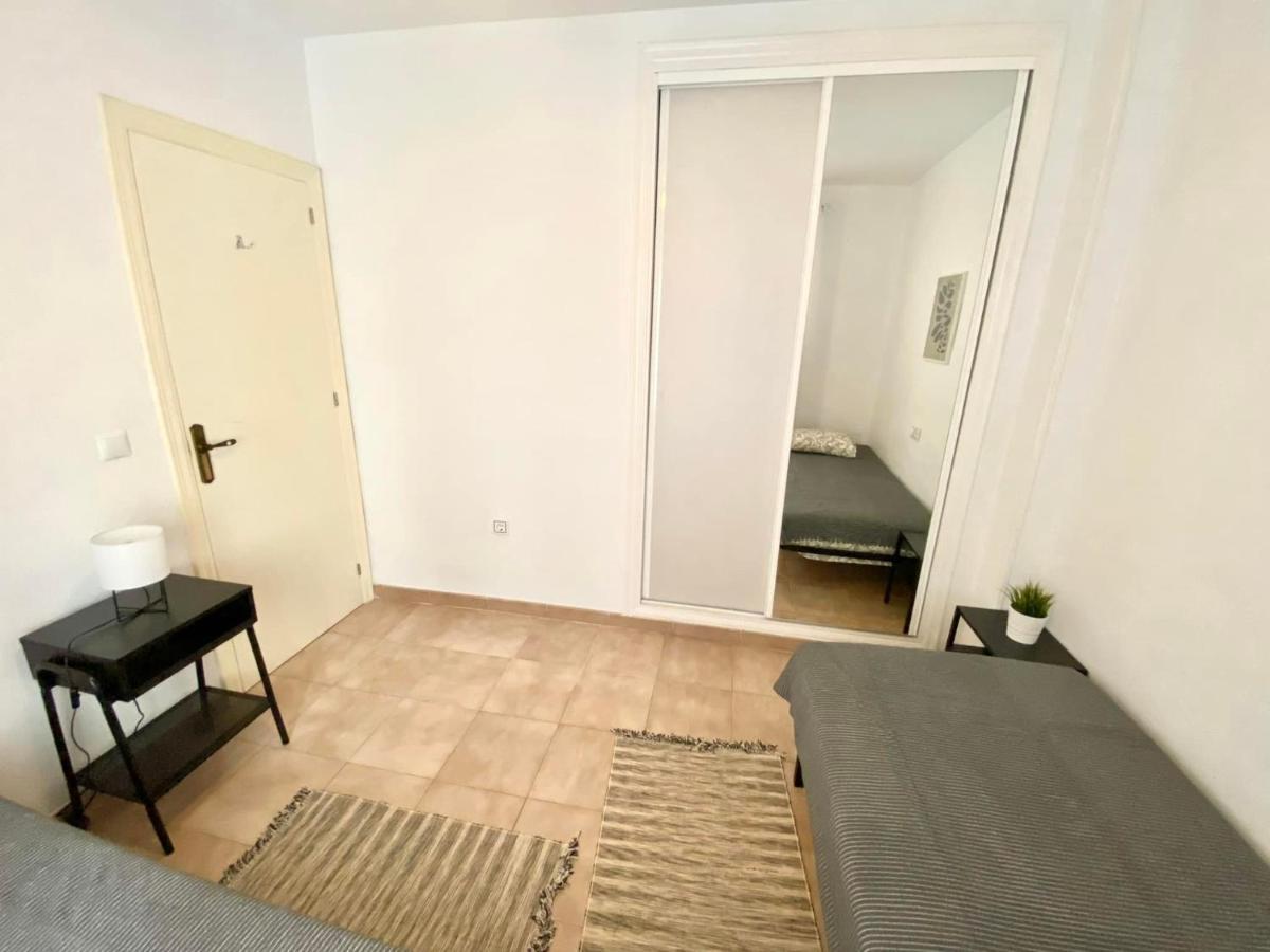 Locos Beach Holiday Apartments Torrevieja Extérieur photo